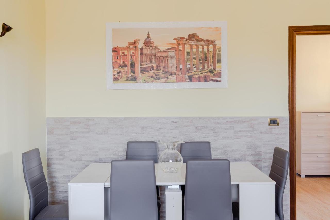 Le Rondini Apartment, 5 persone, 2 balconi, Policlinico Tor Vergata e Casilino Roma Esterno foto