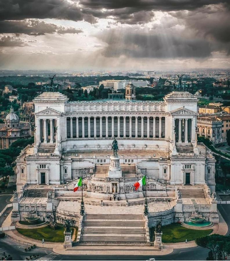 Le Rondini Apartment, 5 persone, 2 balconi, Policlinico Tor Vergata e Casilino Roma Esterno foto